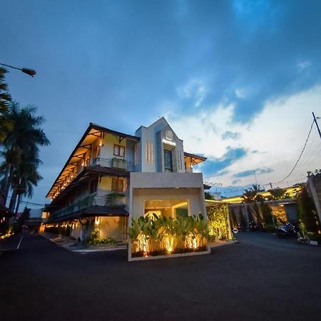 Hotel Nyland Pasteur Μπαντούνγκ Εξωτερικό φωτογραφία